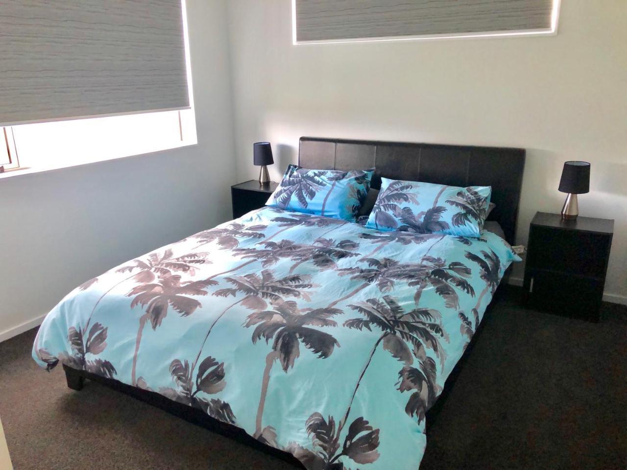 Otaki Beachfront Getaway Extérieur photo